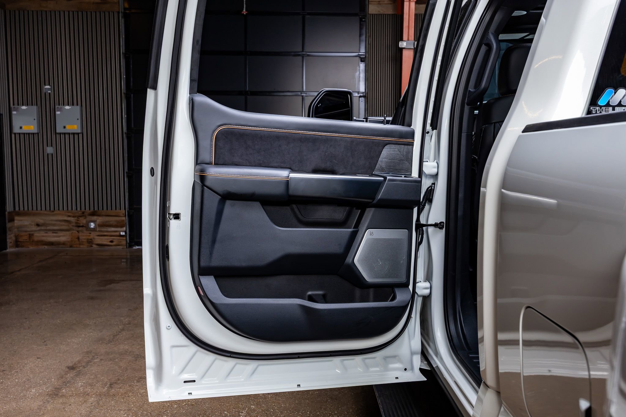 Used 2024 Ford F350 Platinum image 36