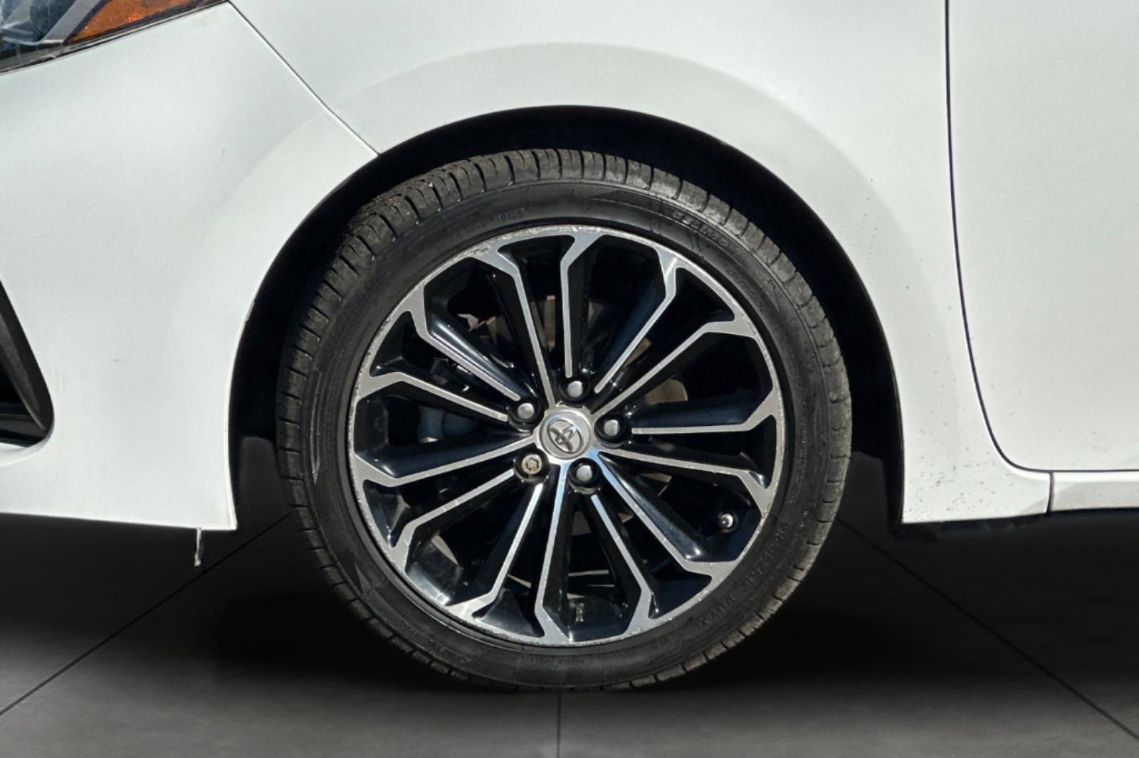 Used 2017 Toyota Corolla SE w/ Carpet Mat Package (TMS) image 28