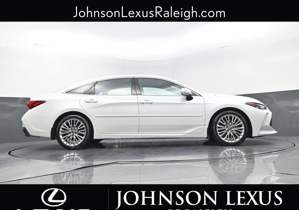 Used 2021 Toyota Avalon Limited w/ Advanced Safety Package FWD image 20