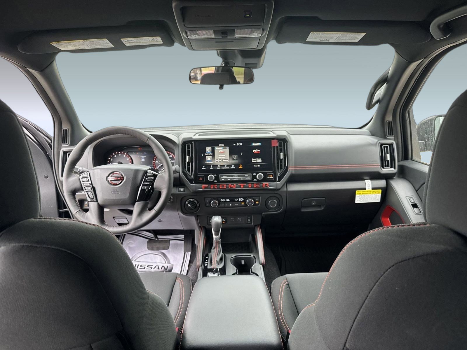 New 2025 Nissan Frontier PRO-4X w/ Pro Convenience Package image 13