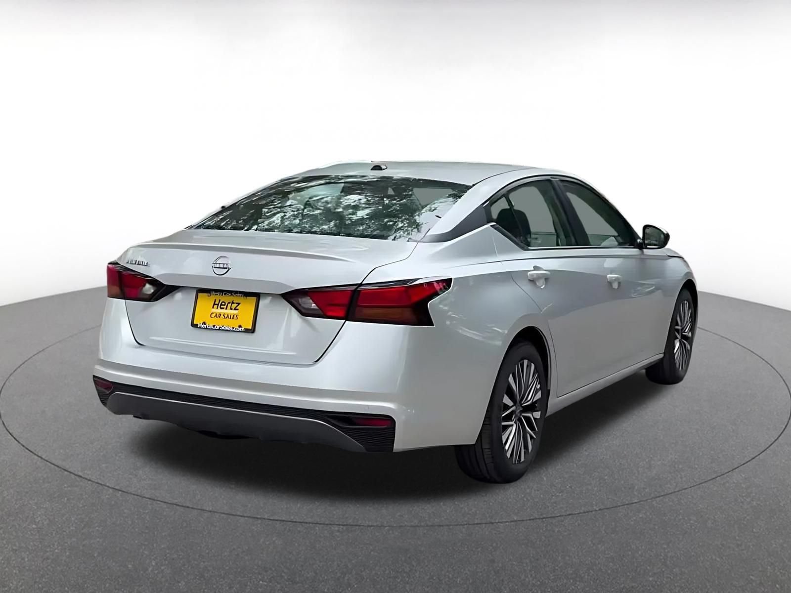Used 2026 Nissan Altima 2.5 SV FWD image 15