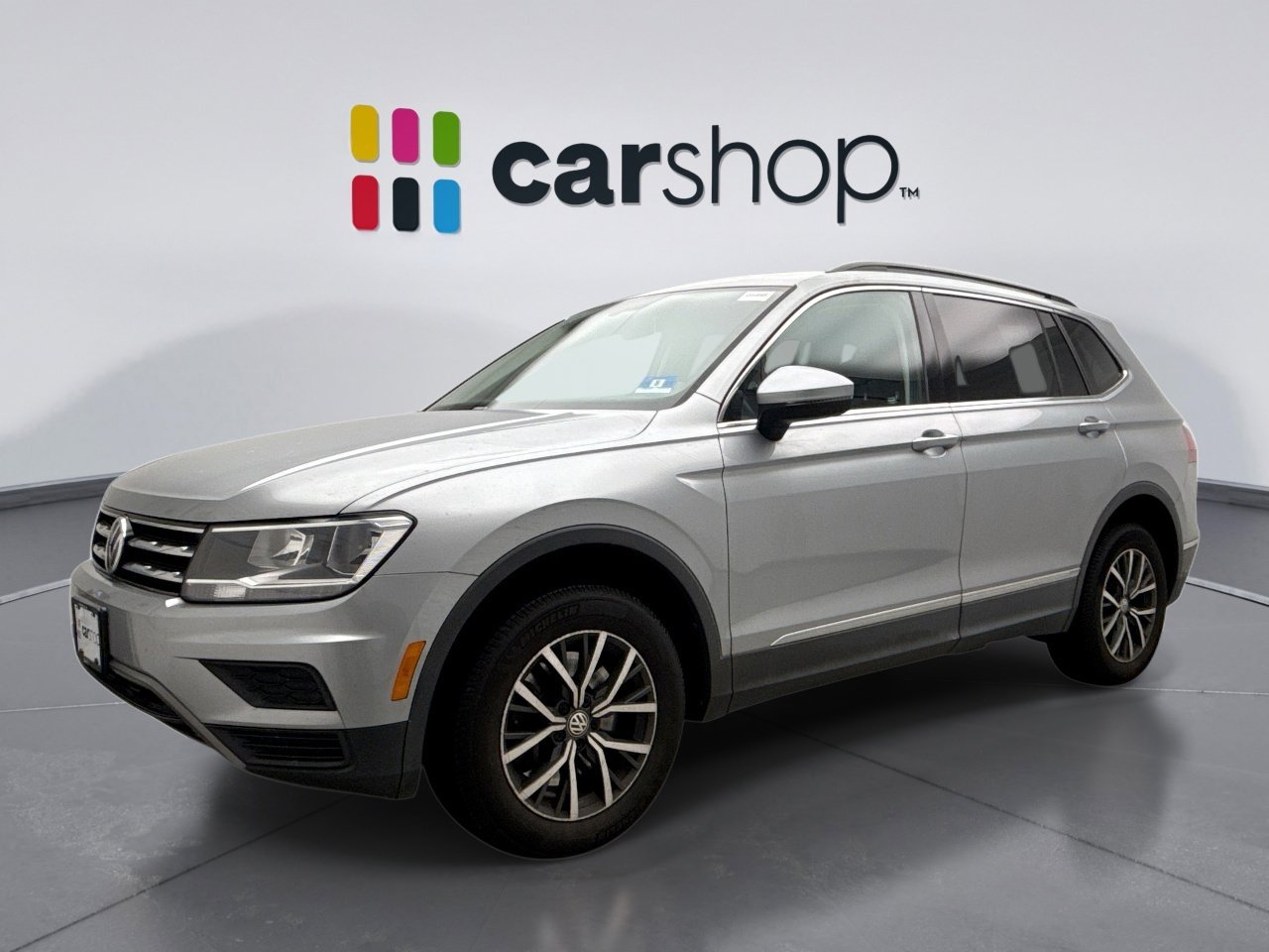 Used 2020 Volkswagen Tiguan SE w/ Panoramic Sunroof Package