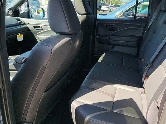 Used 2025 Honda Ridgeline TrailSport image 20