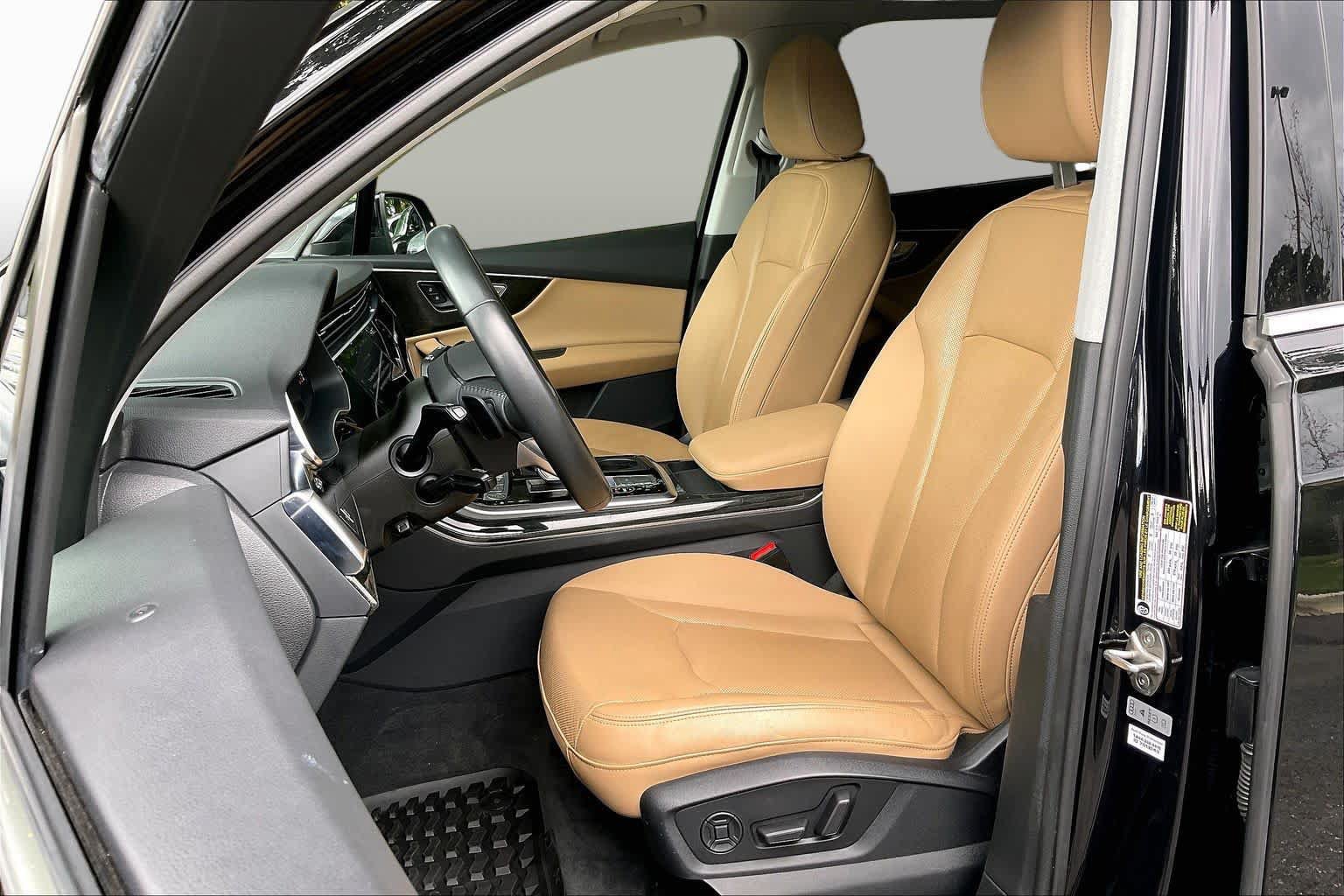 Used 2020 Audi Q7 3.0T Prestige AWD/4WD image 7