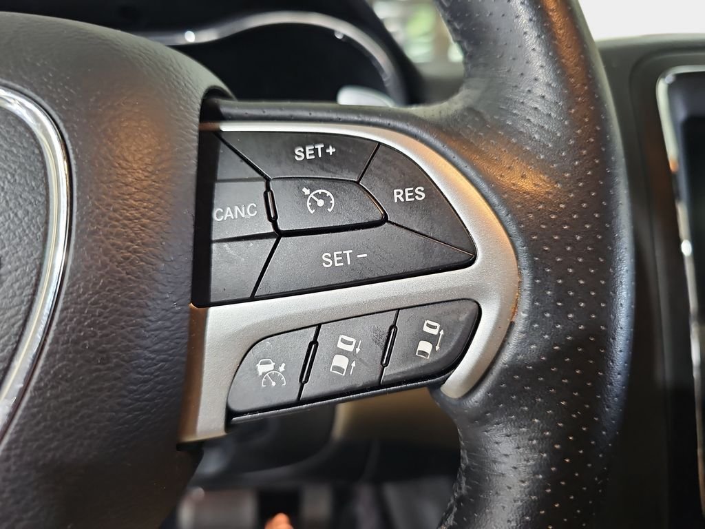 Used 2017 Dodge Durango R/T w/ Technology Group AWD/4WD image 21
