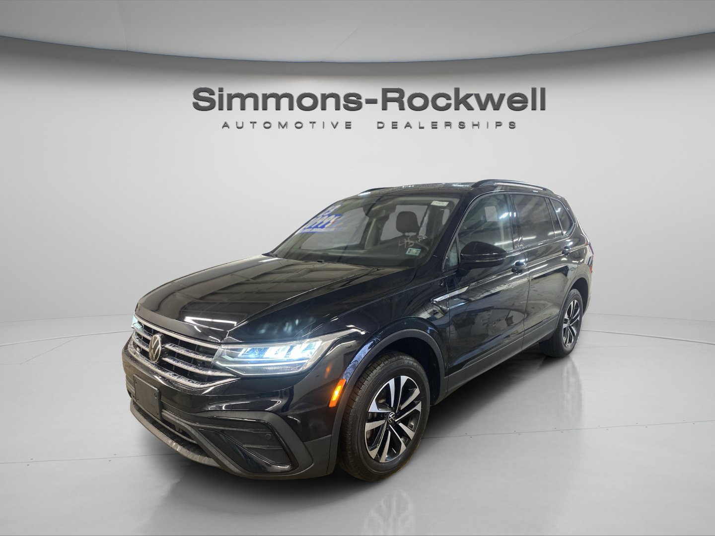 Used 2023 Volkswagen Tiguan S AWD/4WD image 1