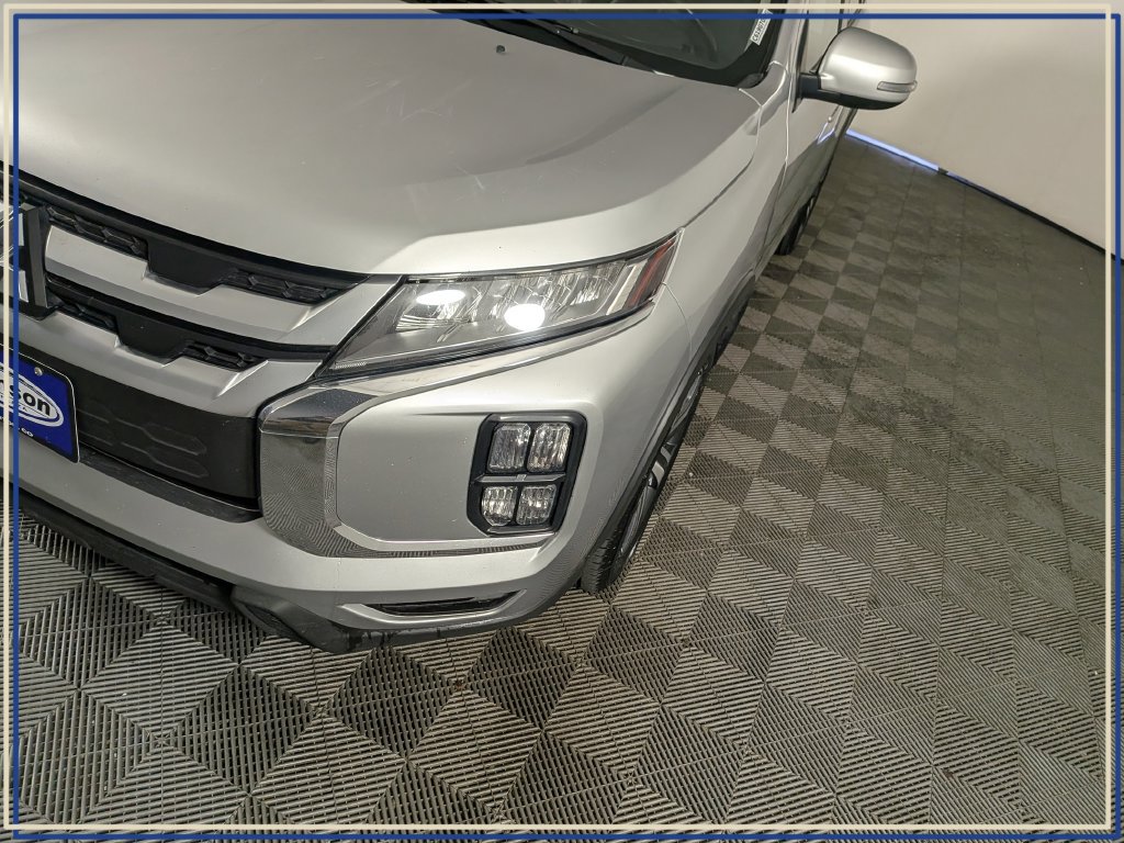 Used 2022 Mitsubishi Outlander Sport SE AWD/4WD image 9