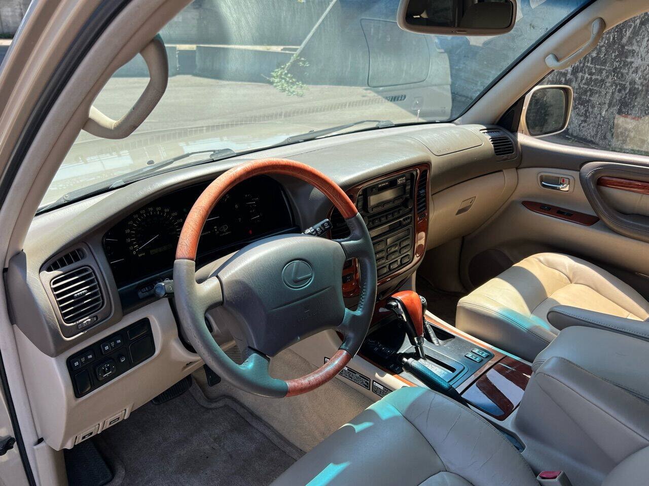 Used 2000 Lexus LX 470 4WD image 22