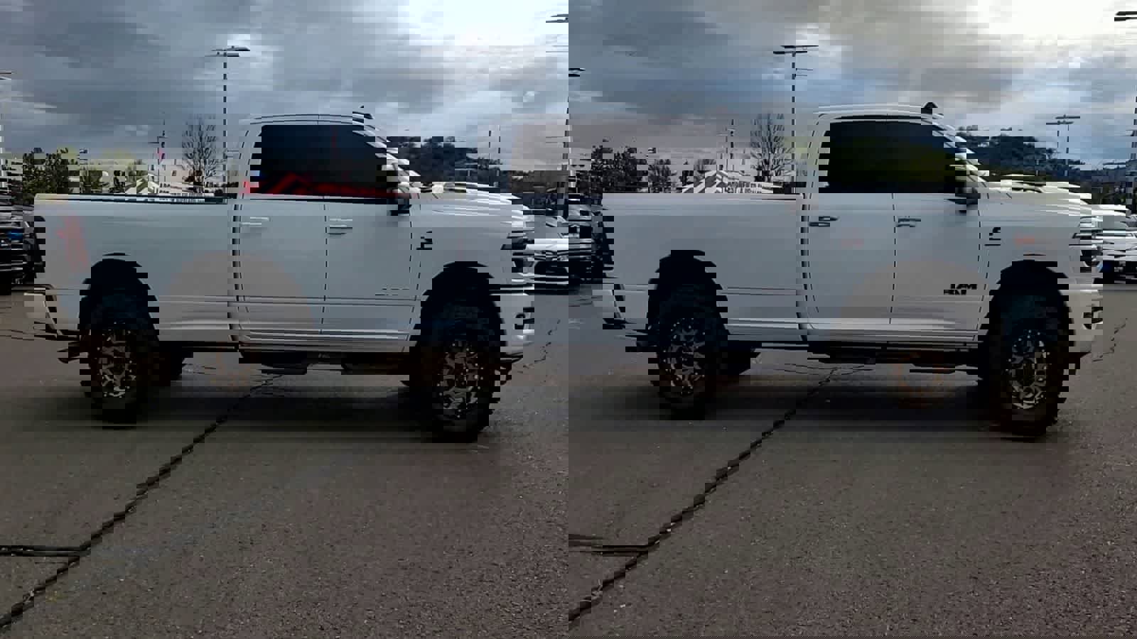 Used 2025 RAM 3500 Laramie w/ Night Edition AWD/4WD image 9