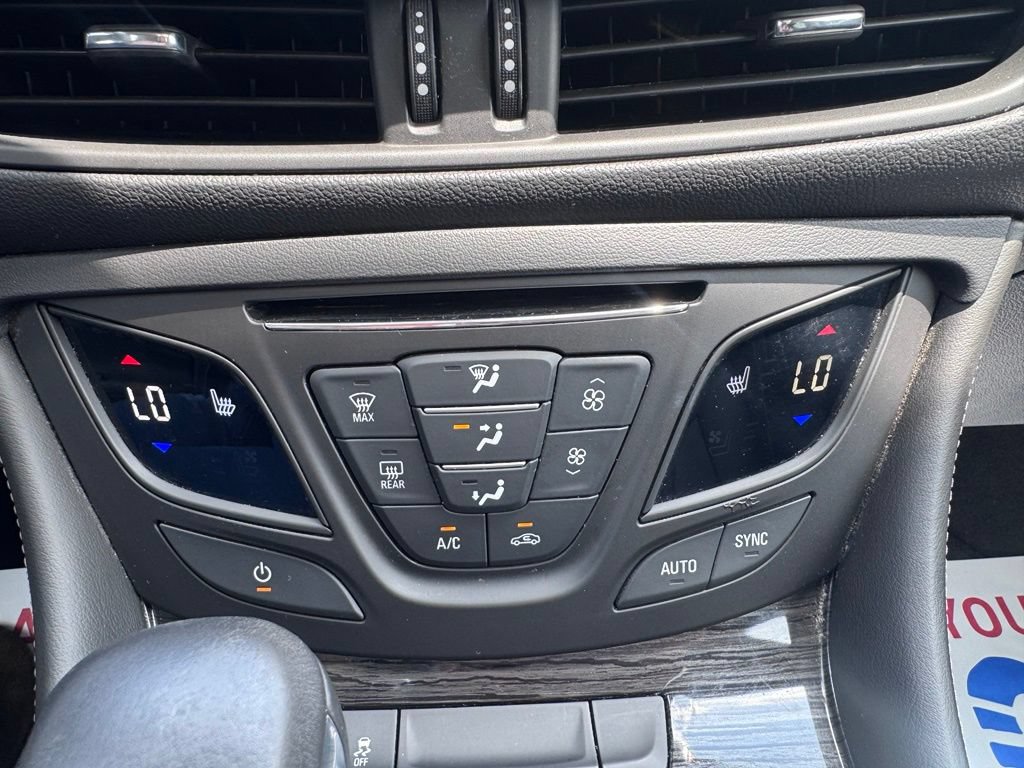 Used 2016 Buick Envision Premium AWD/4WD image 25