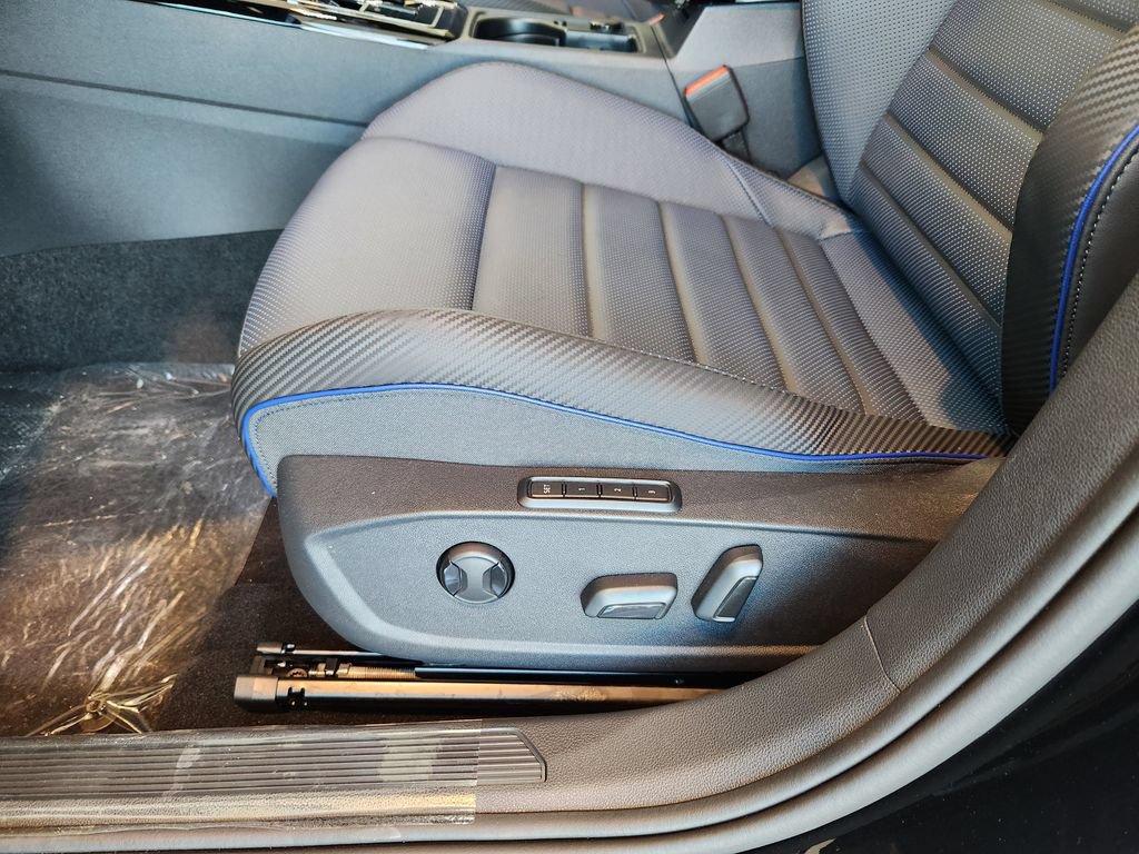 New 2026 Volkswagen Golf AWD/4WD image 13