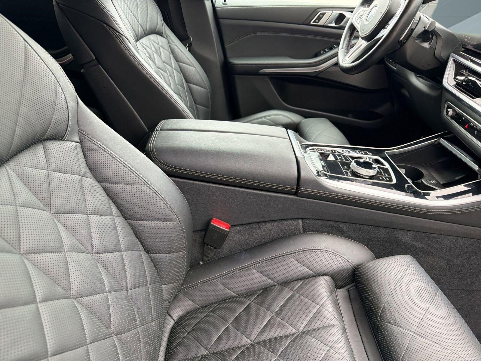 Certified 2024 BMW X5 M60i AWD/4WD image 31