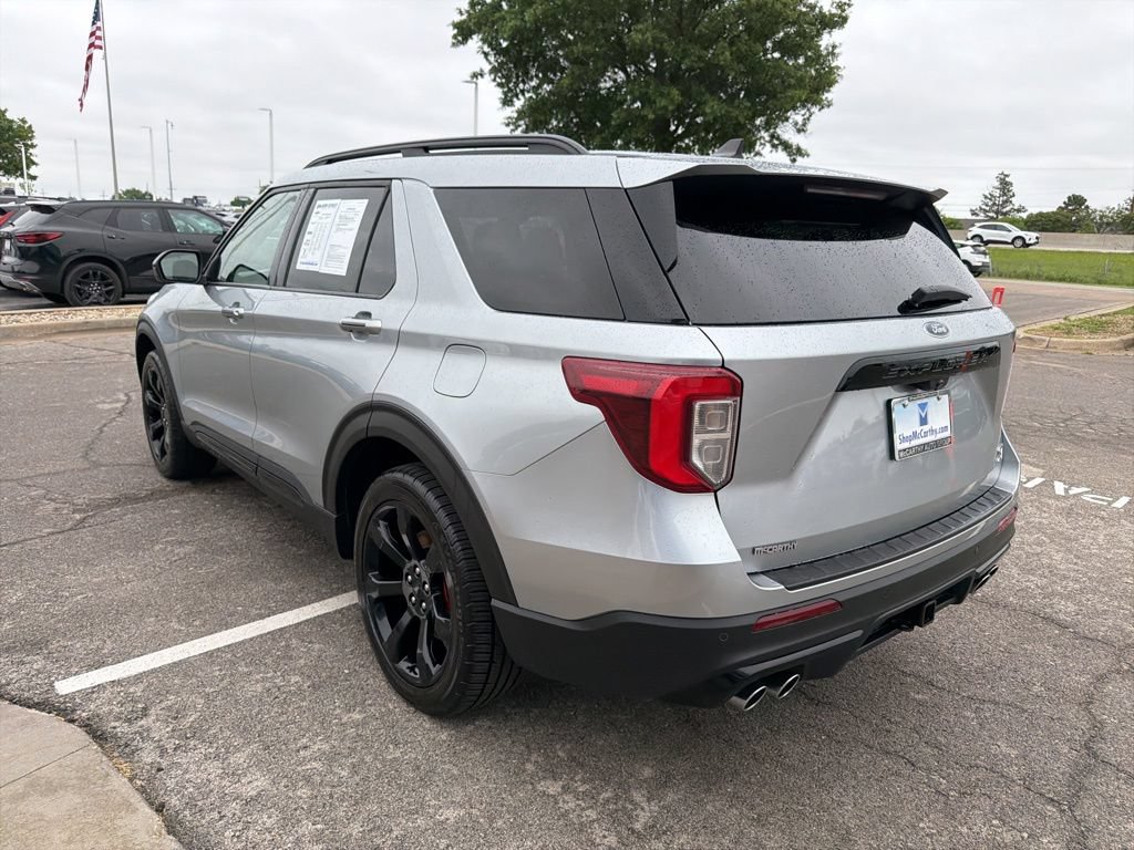 Used 2022 Ford Explorer ST w/ ST Street Pack AWD/4WD image 5
