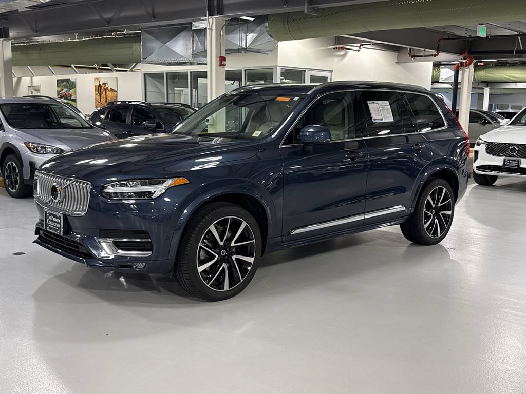 Certified 2023 Volvo XC90 B6 Plus w/ Protection Package Premier AWD/4WD image 5