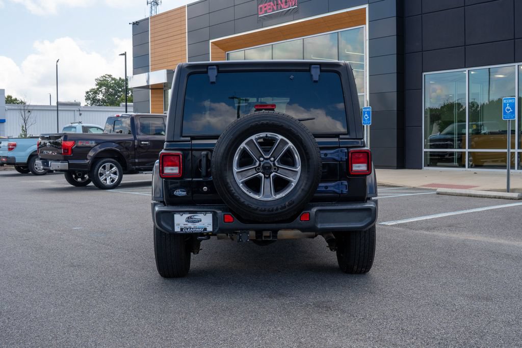 Used 2020 Jeep Wrangler Unlimited Sahara AWD/4WD image 6