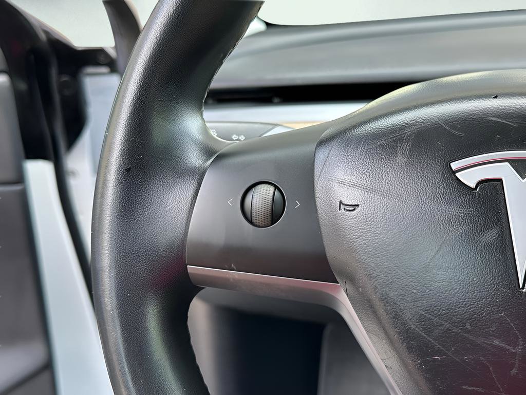 Used 2018 Tesla Model 3 Mid Range image 42