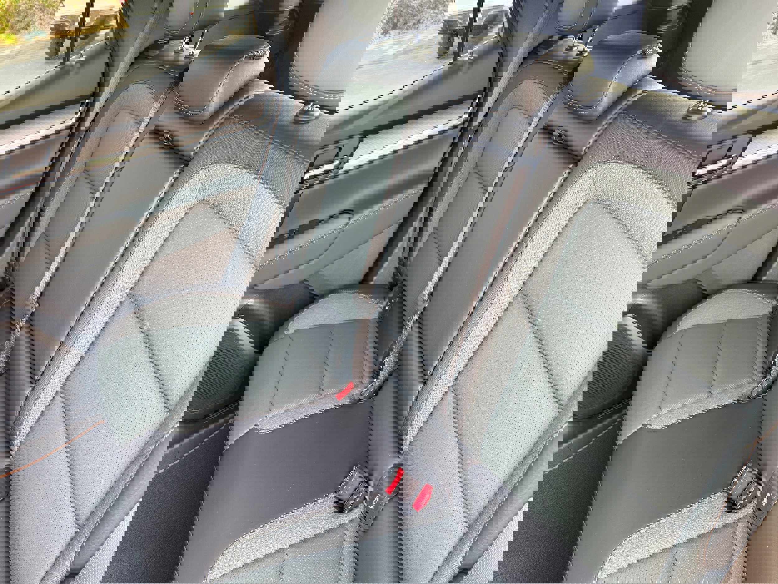 New 2026 GMC Terrain AT4 w/ Convenience Package III image 8