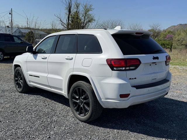Used 2020 Jeep Grand Cherokee Altitude AWD/4WD image 5