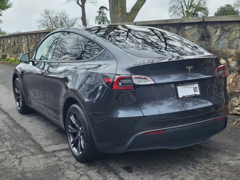 Used 2024 Tesla Model Y Long Range image 13