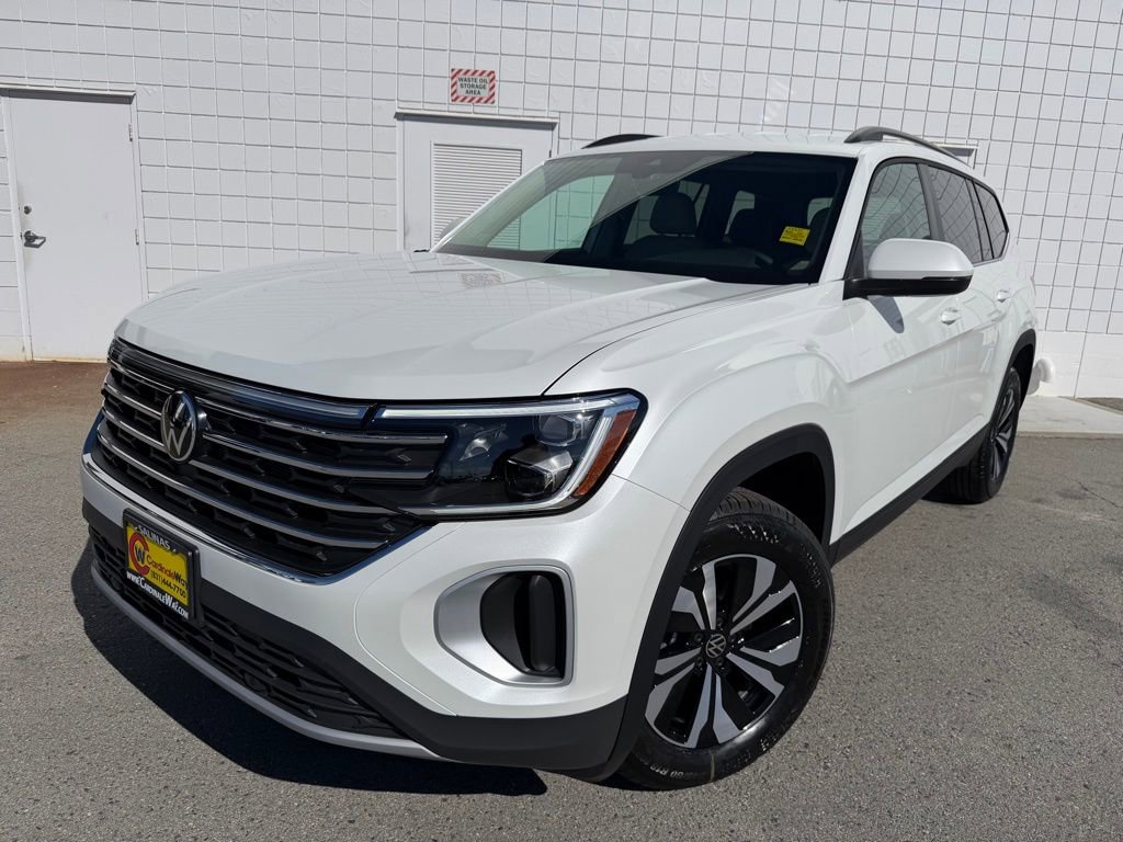 New 2026 Volkswagen Atlas SE image 1