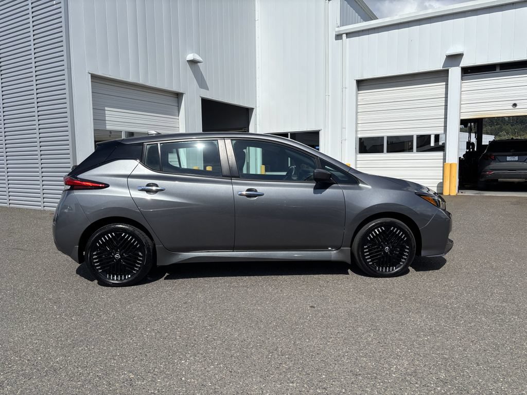 Used 2024 Nissan Leaf SV Plus FWD image 10