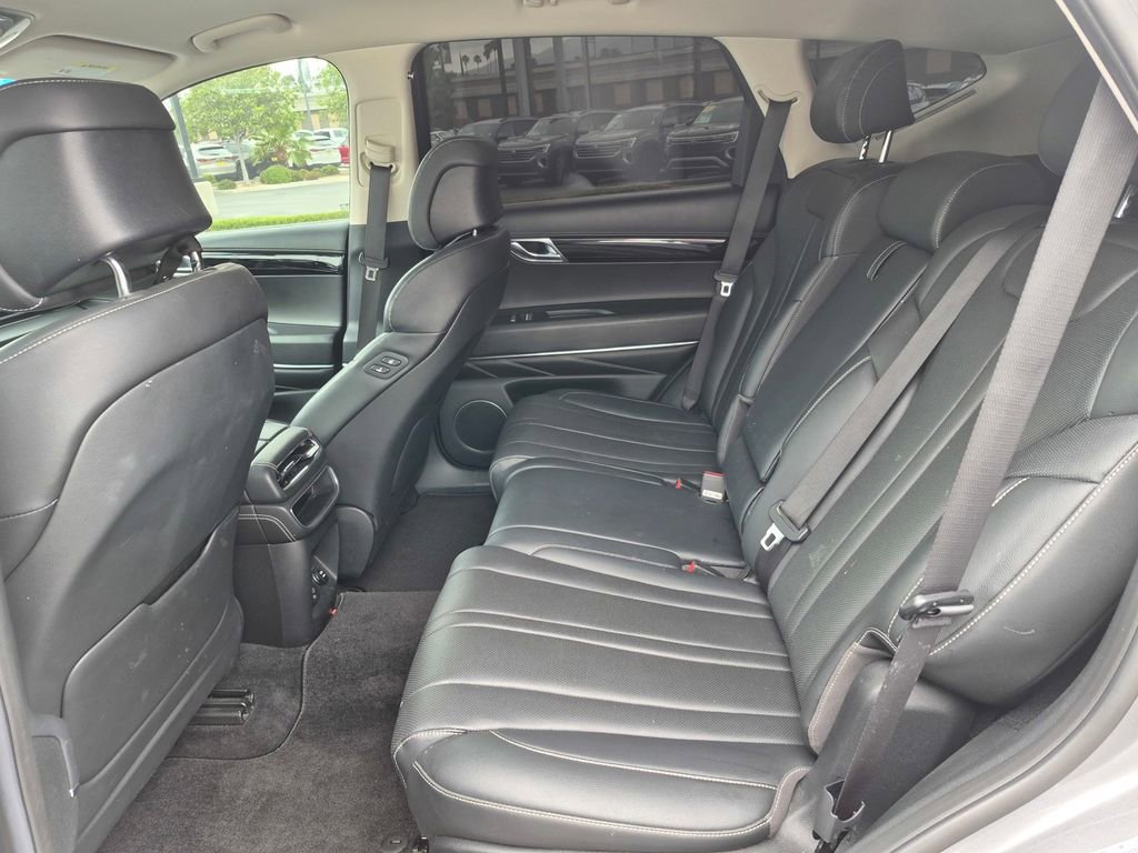 Used 2021 Genesis GV80 2.5T RWD image 21