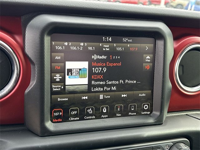 Used 2022 Jeep Gladiator Rubicon w/ Cold Weather Group image 22