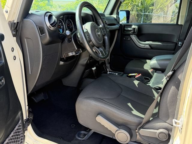 Used 2018 Jeep Wrangler Unlimited Sport AWD/4WD image 11