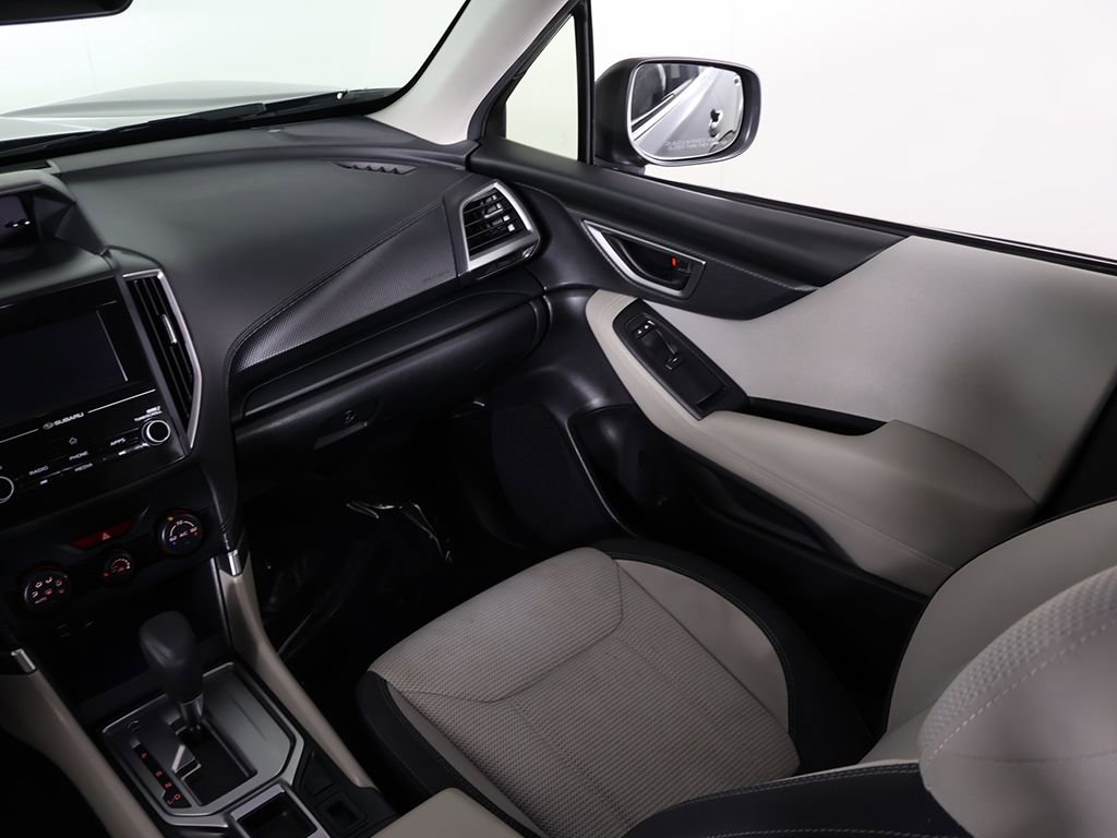 Used 2023 Subaru Forester AWD/4WD image 32