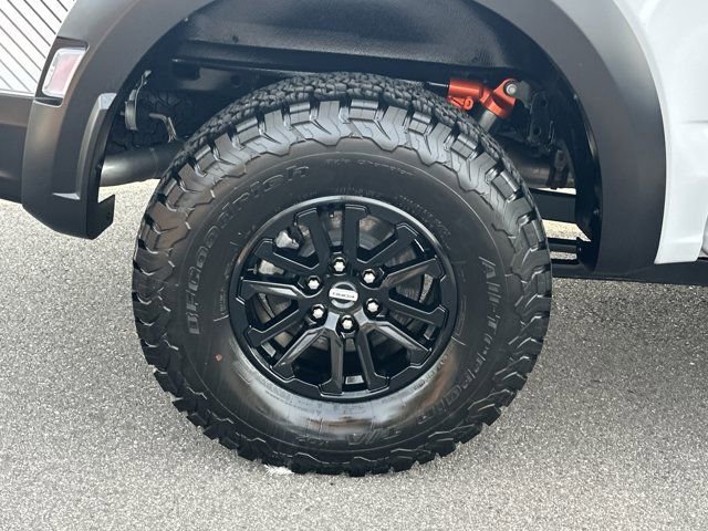 Used 2025 Ford F150 Raptor image 22