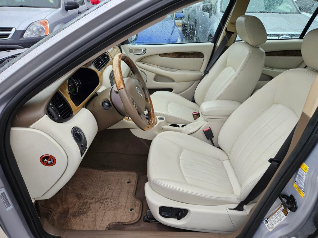 Used 2005 Jaguar X-TYPE 3.0 image 11