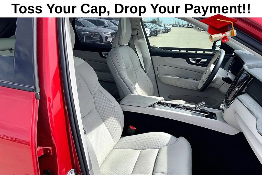Used 2024 Volvo XC60 B5 Ultimate AWD/4WD image 9