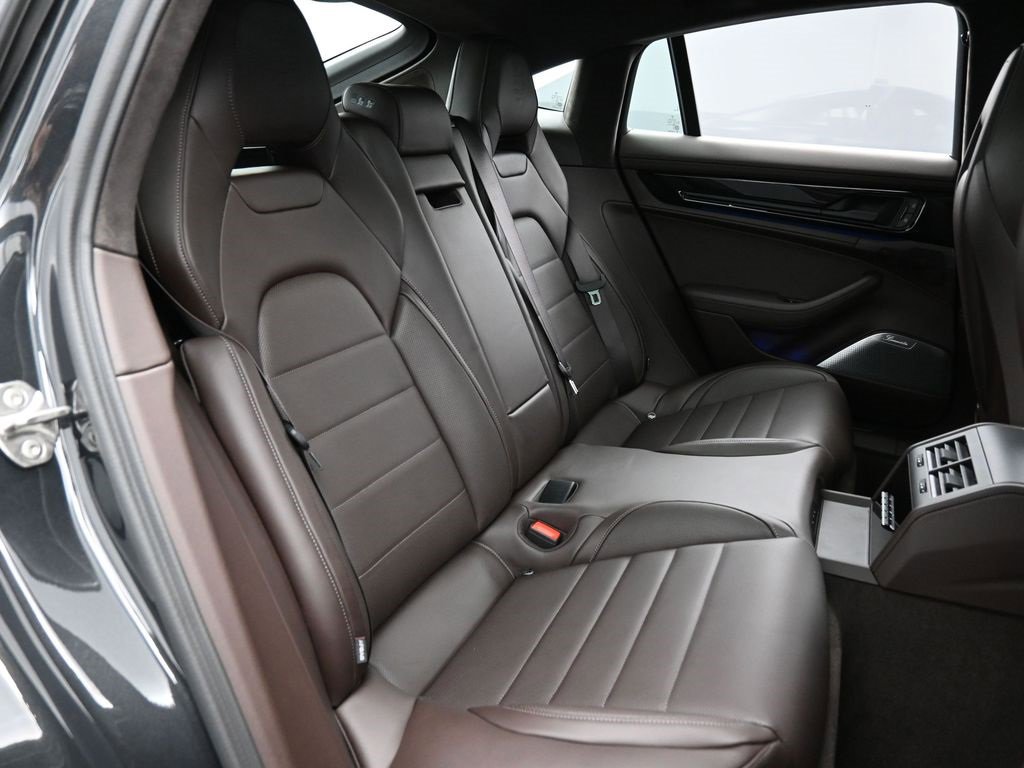 New 2026 Porsche Panamera GTS image 28