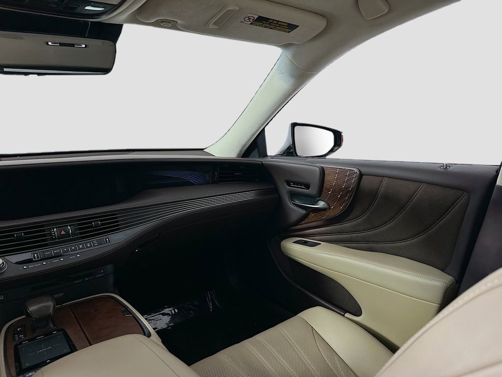 Used 2019 Lexus LS 500 image 25