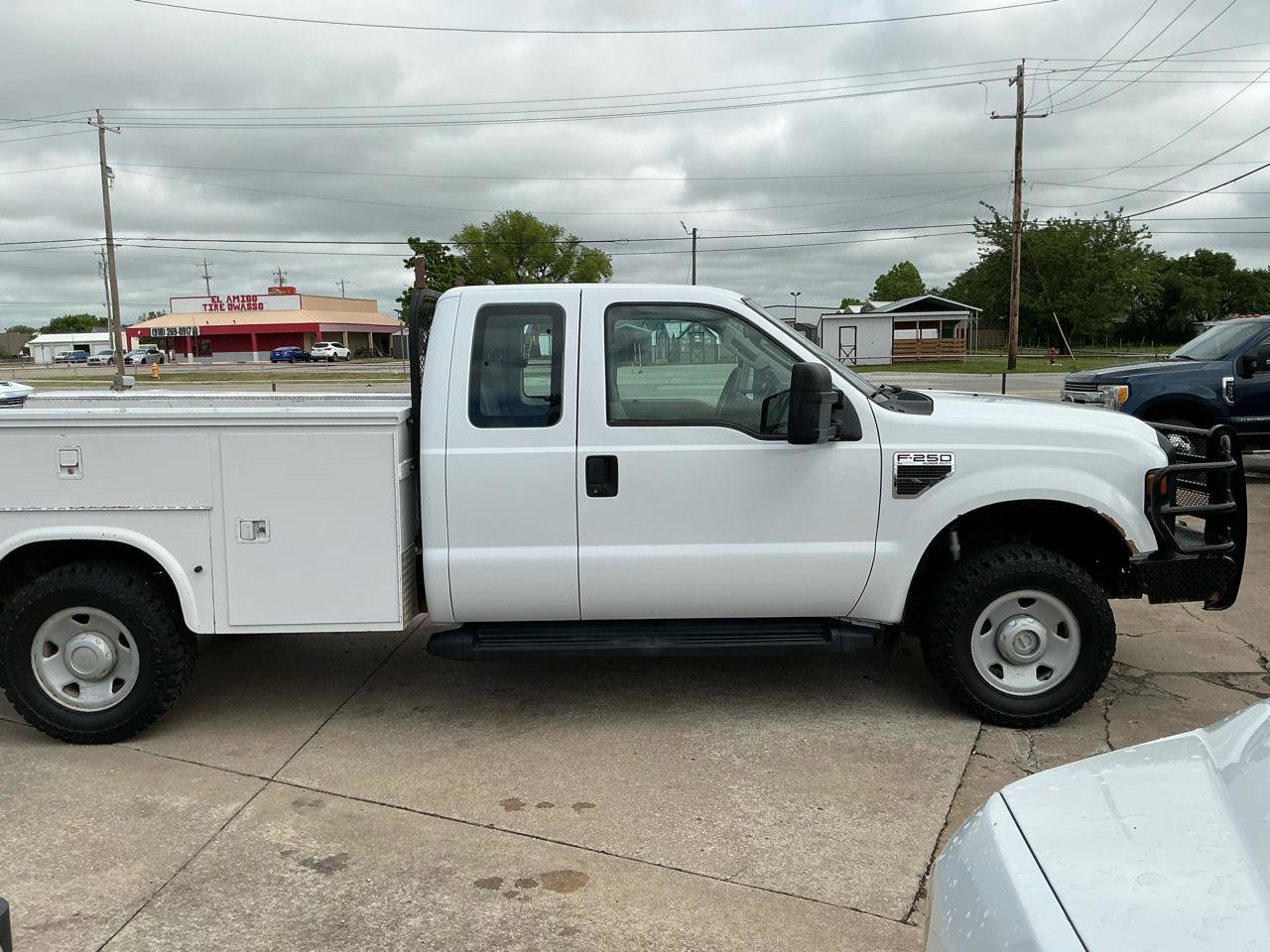 Used 2008 Ford F250 XL AWD/4WD image 4