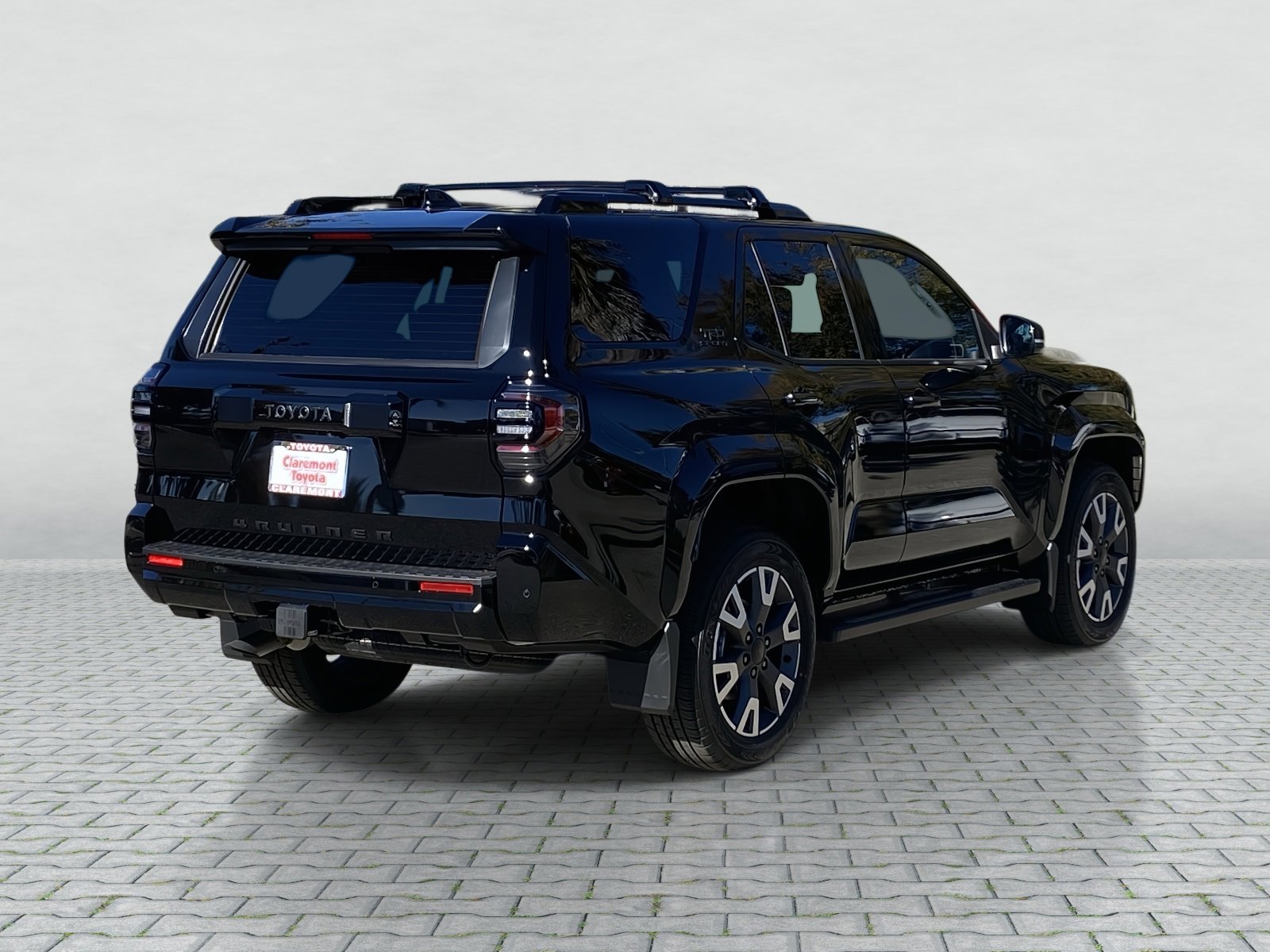 New 2026 Toyota 4Runner TRD Sport image 3