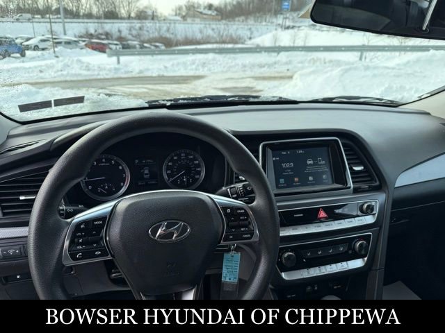 Used 2018 Hyundai Sonata SE image 3