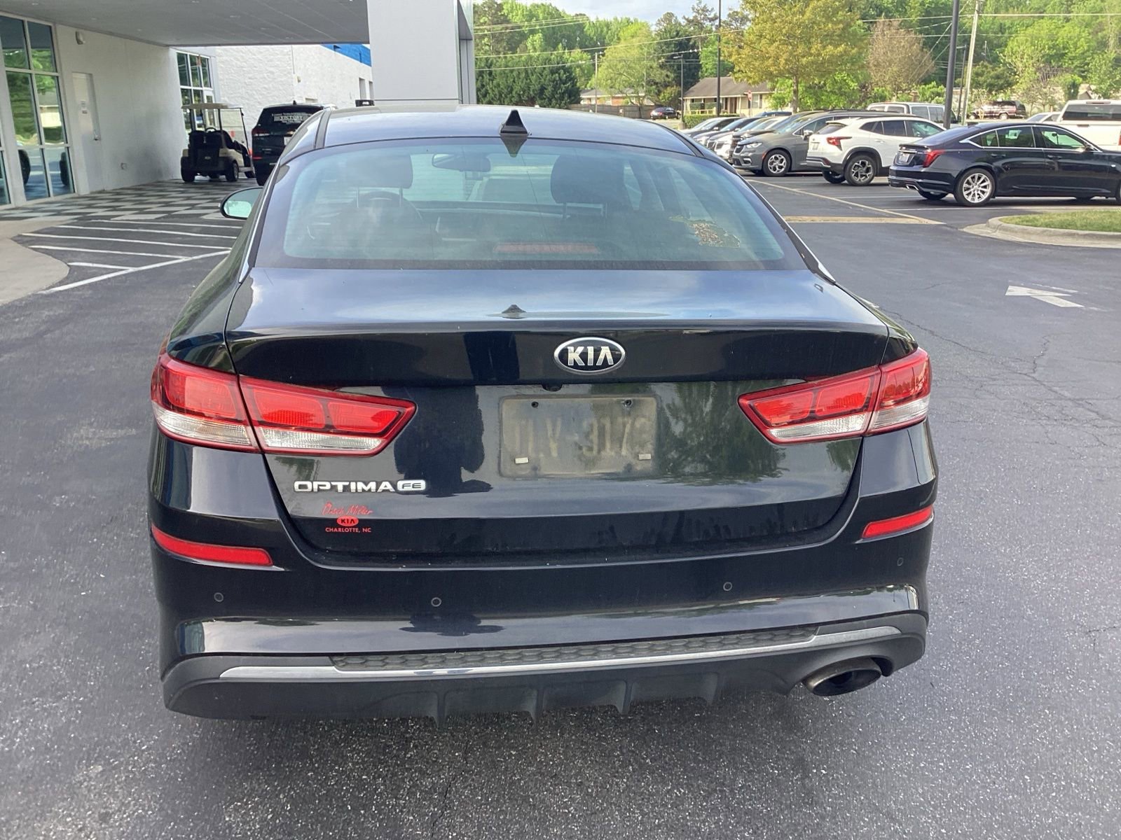 Used 2020 Kia Optima LX image 3