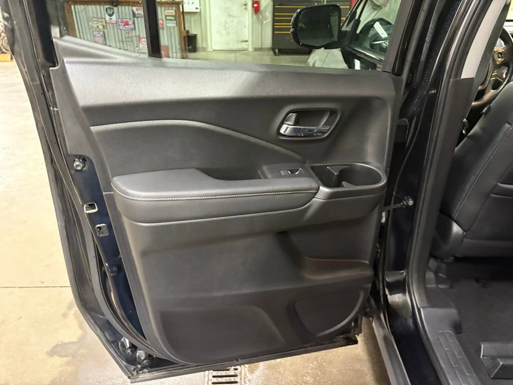 Used 2020 Honda Ridgeline RTL image 11