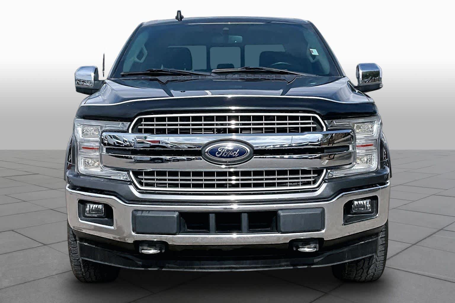 Used 2019 Ford F150 Lariat w/ Equipment Group 502A Luxury AWD/4WD image 4