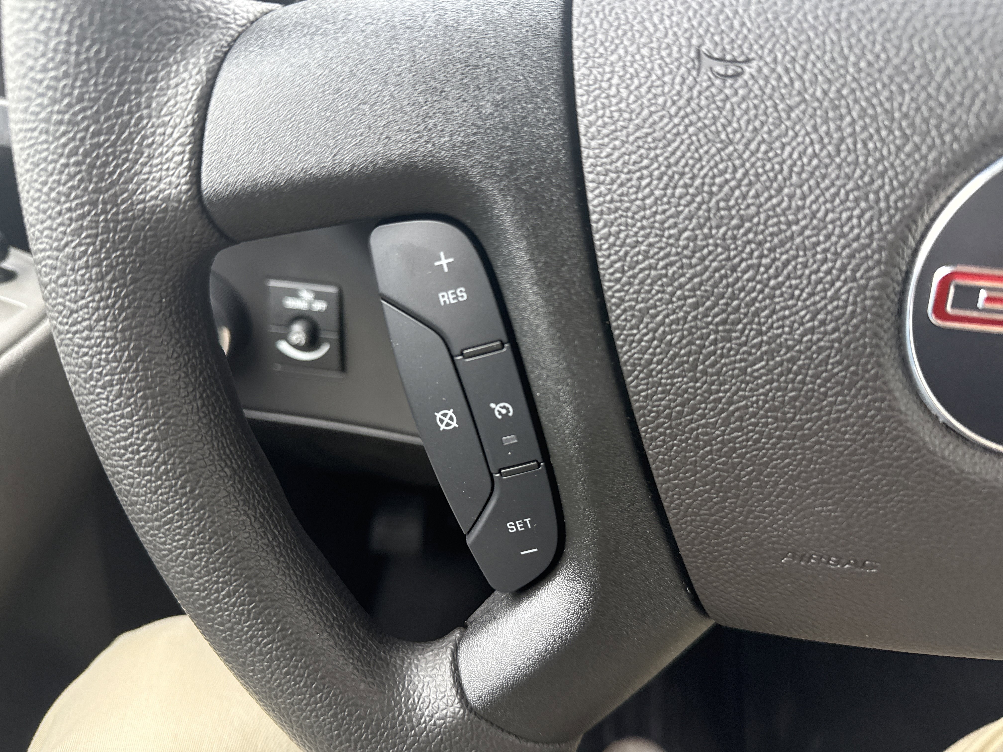 New 2026 GMC Savana 2500 Extended w/ Safety Package RWD image 17