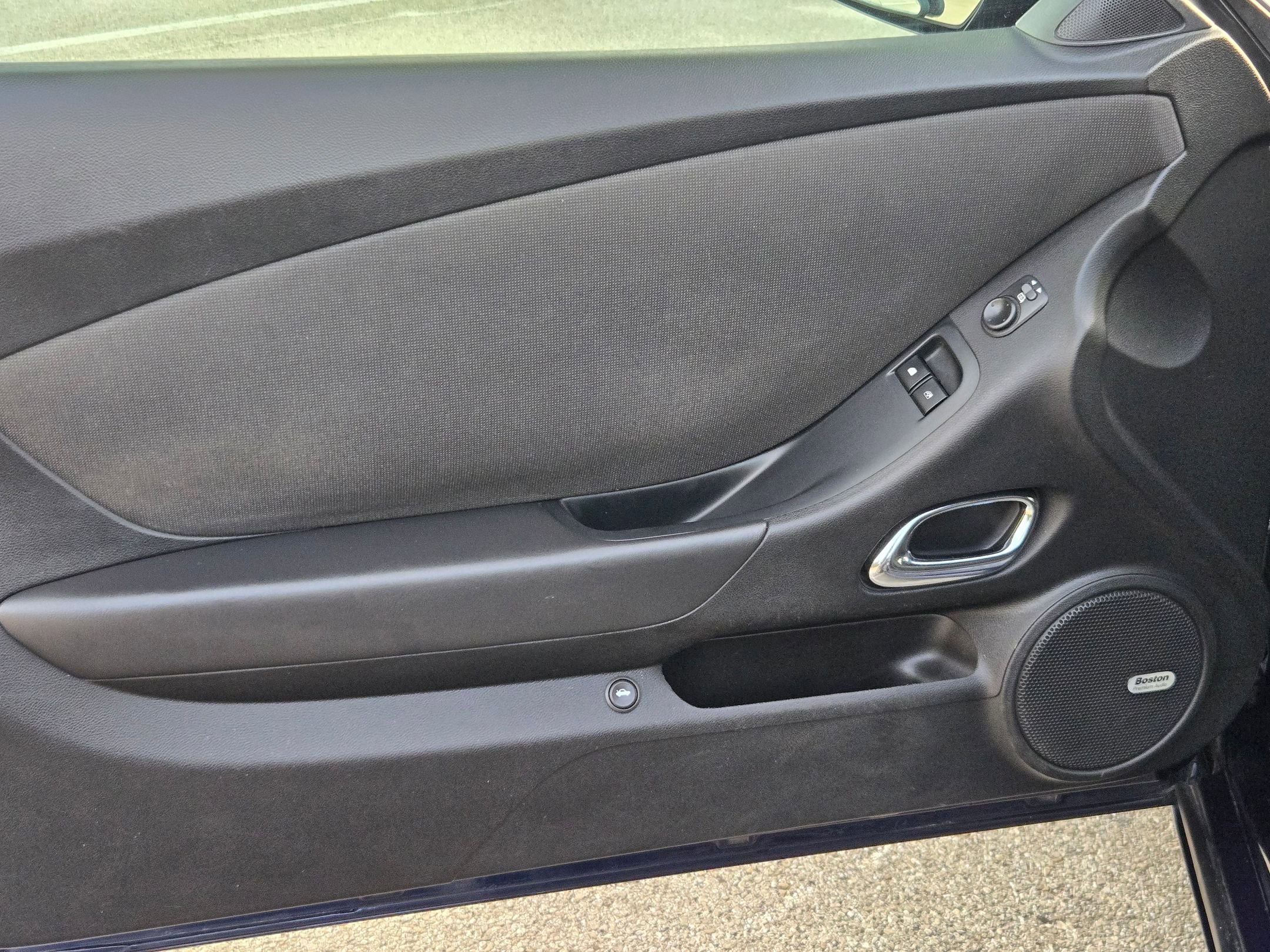 Used 2011 Chevrolet Camaro SS w/ RS Package RWD image 10