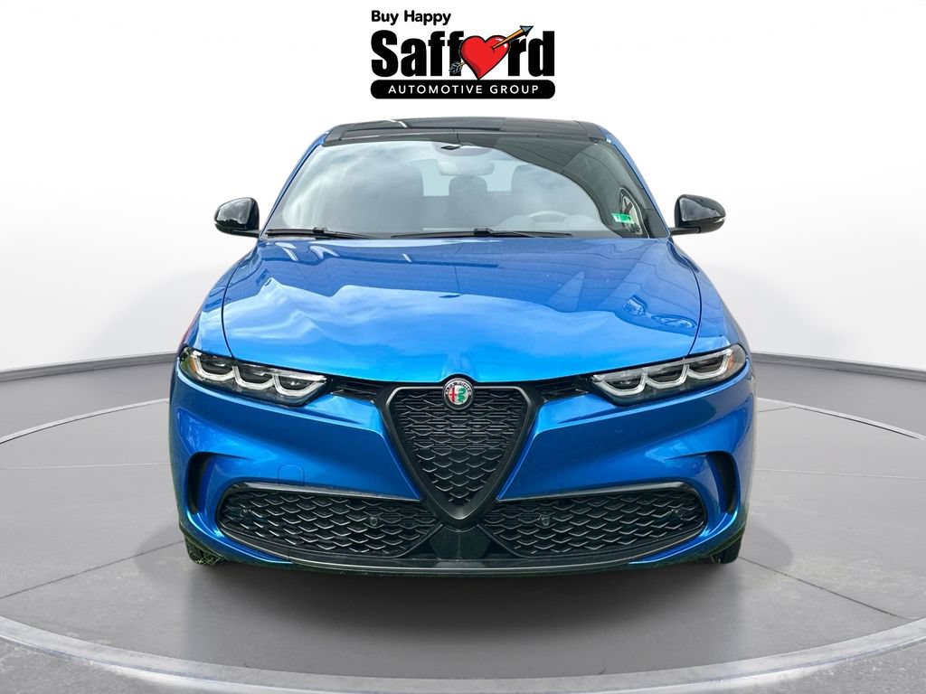 New 2025 Alfa Romeo Tonale w/ Premium Package AWD/4WD image 7