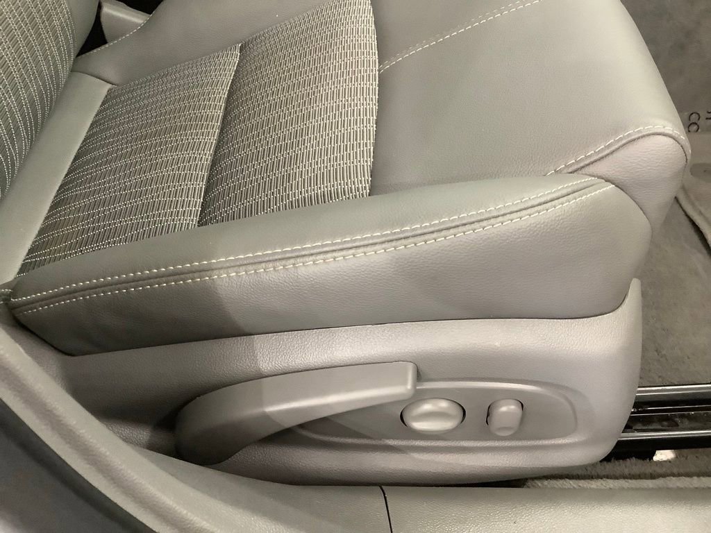 Used 2019 Chevrolet Impala LS image 24