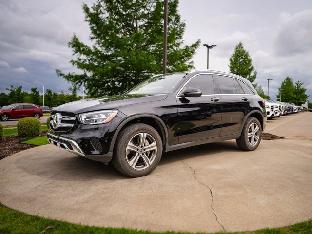 Used 2022 Mercedes-Benz GLC 300 4MATIC image 3