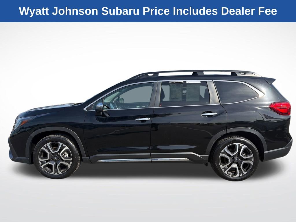 Used 2023 Subaru Ascent Touring AWD/4WD image 3