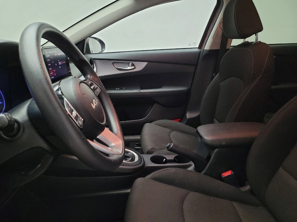 Used 2023 Kia Forte LXS w/ LXS Technology Package image 17