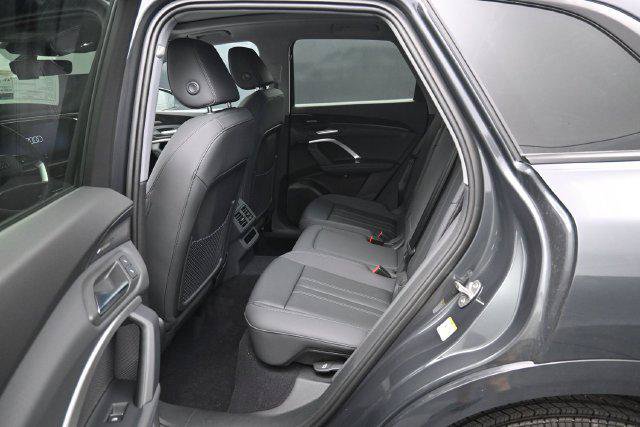 New 2026 Audi Q5 Premium Plus AWD/4WD image 11