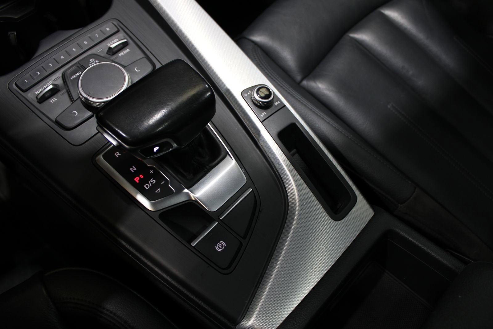 Used 2018 Audi A4 2.0T Ultra Premium w/ Convenience Package image 34