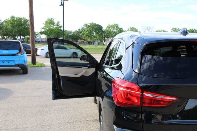 Used 2018 BMW X1 sDrive28i image 10